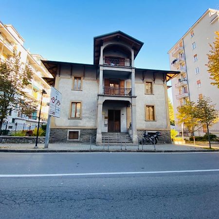 Casa Dei Leoni Apartment Aosta Bagian luar foto