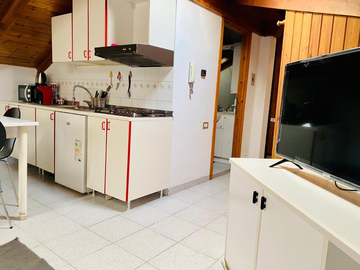 Casa Dei Leoni Apartment Aosta Bagian luar foto