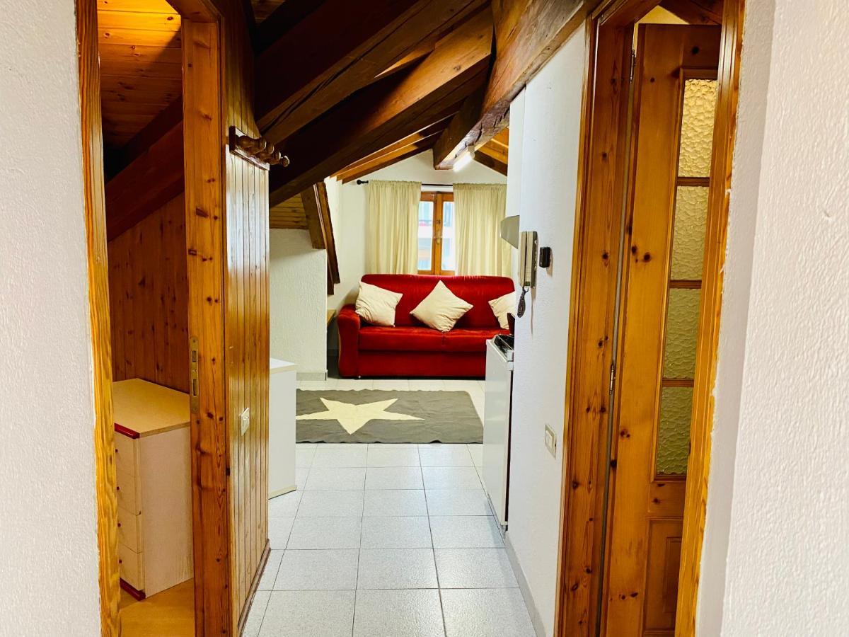 Casa Dei Leoni Apartment Aosta Bagian luar foto